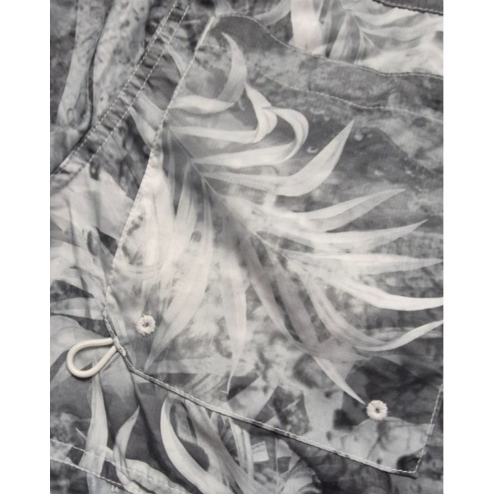 REEL Legends Men's black/gray floral print Shirt‎ Saltwater SS button up vented - Picture 6 of 16